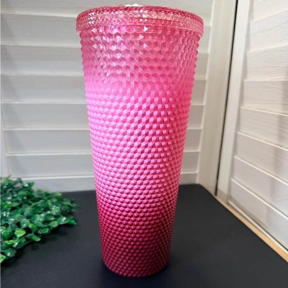 NWT Starbucks Holiday 2022 Waxberry Pink Ombre Studded Tumbler - no straw